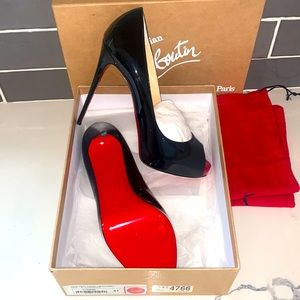 Christian Louboutin “New Very Prive 120 Patent” NIB size 41